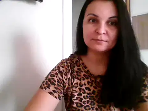 MirandaGold27 online show from December 2, 11:29 am