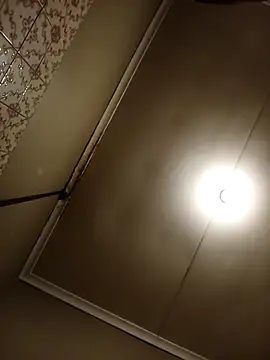 Snapshot of mloghyfsa chatting on December 20, 5:16 pm mloghyfsa online show from December 20, 5:16 pm