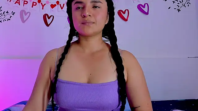 ayheleensexygirl1 online show from February 18, 9:22 pm