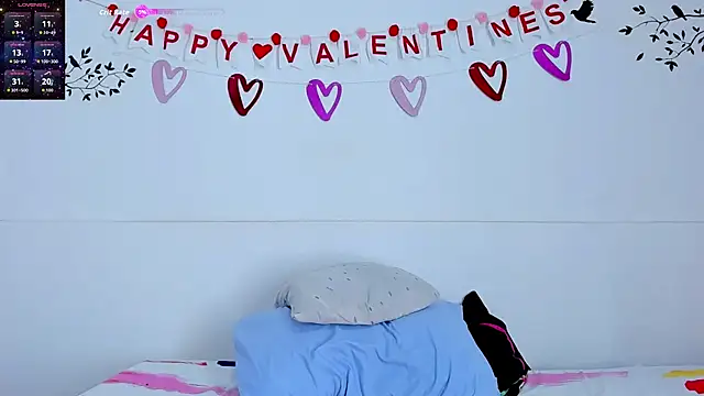 ayheleensexygirl1 online show from February 14, 9:37 pm