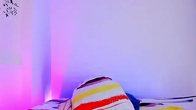 Snapshot of ayheleensexygirl1 chatting on November 7, 8:24 pm ayheleensexygirl1 online show from November 7, 8:24 pm