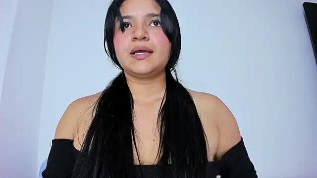 Snapshot of ayheleensexygirl1 chatting on October 17, 7:59 pm ayheleensexygirl1 online show from October 17, 7:59 pm