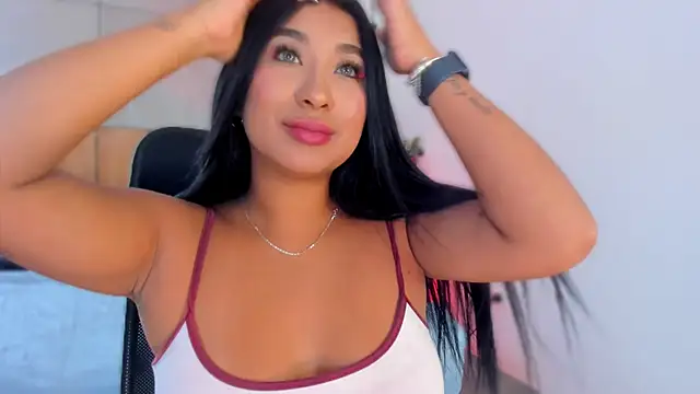BellaHarllow online show from May 26, 8:18 pm