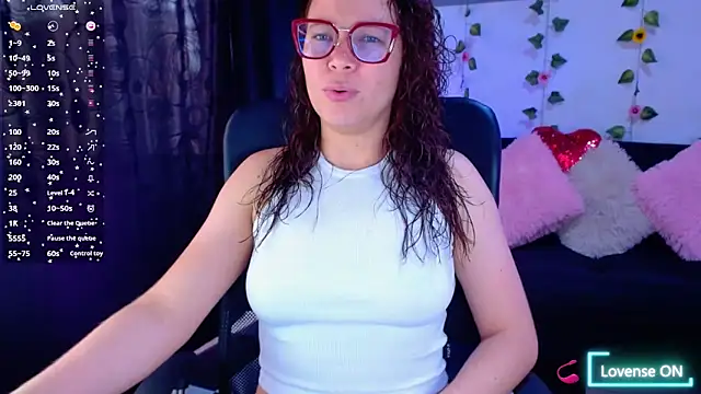 SharonR1 online show from September 8, 5:56 pm