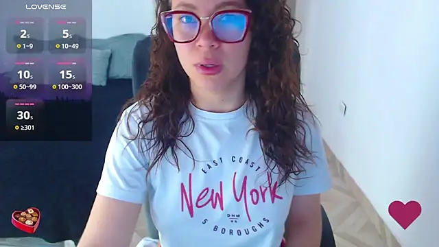 SharonR1 online show from May 24, 12:16 pm
