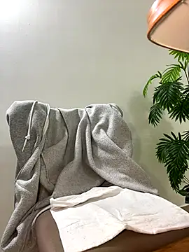 Lami Mi online show from November 28, 6:35 am