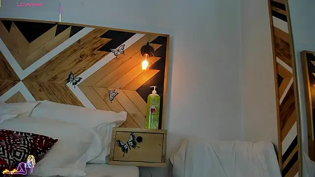 Snapshot of Kathaleiya_Ozz chatting on February 2, 7:57 pm Kathaleiya Ozz online show from February 2, 7:57 pm