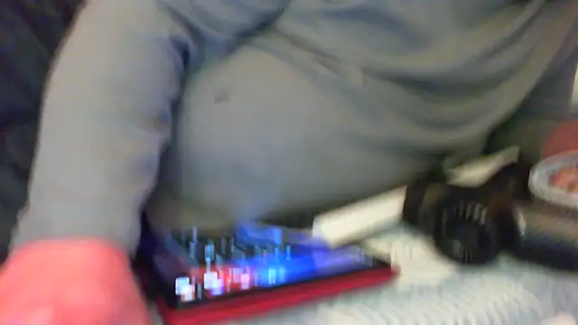 Snapshot of Mic_Oxinner chatting on October 20, 7:14 pm Mic Oxinner online show from October 20, 7:14 pm