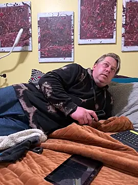 Mic Oxinner online show from April 24, 12:34 am