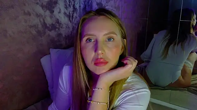 Snapshot of lexy_a chatting on November 20, 6:03 am lexy a online show from November 20, 6:03 am