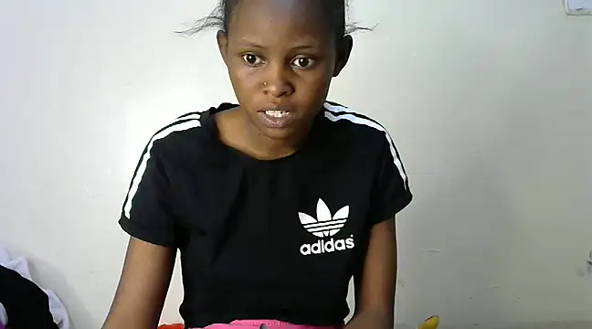 Snapshot of Kasweet_Lee chatting on March 7, 3:18 pm Kasweet Lee online show from March 7, 3:18 pm