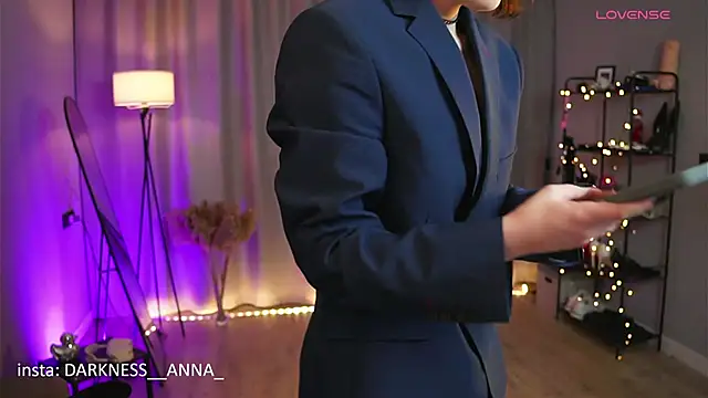 AnnaTrueno online show from January 18, 5:49 pm