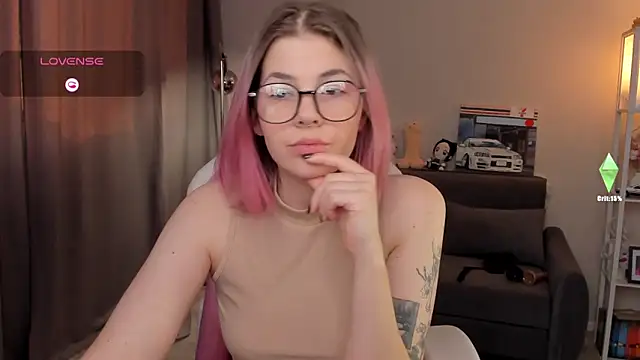 AnnaTrueno online show from March 15, 3:37 pm