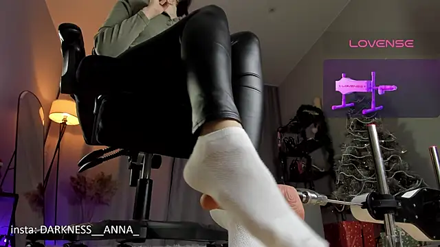 AnnaTrueno online show from January 11, 6:15 pm