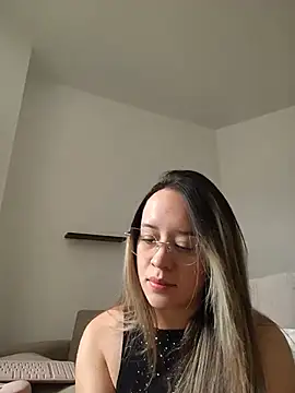 Snapshot of Dani_javi chatting on June 26, 5:19 pm Dani javi online show from June 26, 5:19 pm