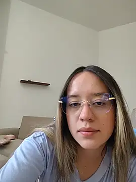 Snapshot of Dani_javi chatting on July 7, 5:16 pm Dani javi online show from July 7, 5:16 pm