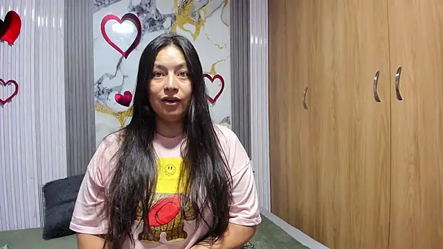 monickhot303av online show from February 15, 11:42 am