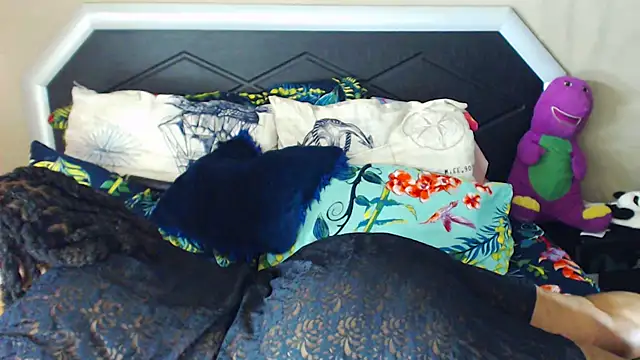 Bulkyyass online show from December 16, 10:41 am