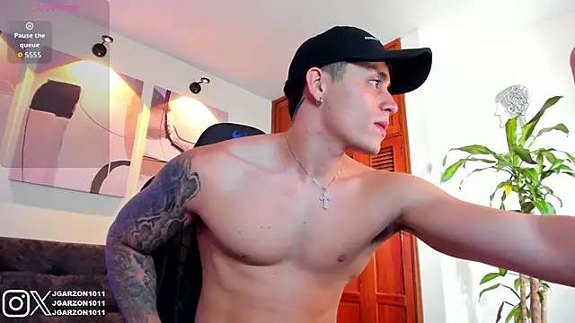  joansoto online show from October 9, 3:01 pm