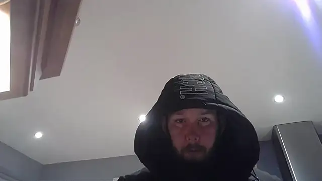 Snapshot of Chubbydan chatting on December 4, 8:19 pm Chubbydan online show from December 4, 8:19 pm