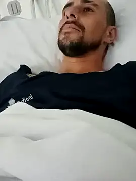 Snapshot of fire_menxxx001 chatting on December 7, 1:30 am fire menxxx001 online show from December 7, 1:30 am