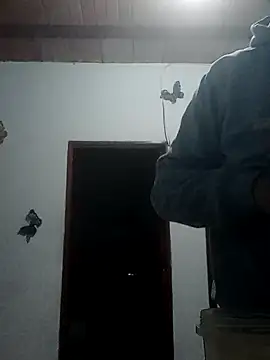 Snapshot of fire_menxxx001 chatting on September 9, 4:44 am fire menxxx001 online show from September 9, 4:44 am