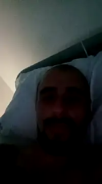 Snapshot of fire_menxxx001 chatting on December 20, 4:09 am fire menxxx001 online show from December 20, 4:09 am