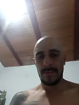 Snapshot of fire_menxxx001 chatting on February 20, 7:10 am fire menxxx001 online show from February 20, 7:10 am