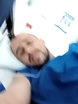 Snapshot of fire_menxxx001 chatting on December 5, 1:55 pm fire menxxx001 online show from December 5, 1:55 pm