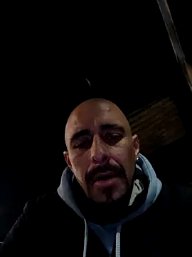 Snapshot of fire_menxxx001 chatting on March 1, 9:09 am fire menxxx001 online show from March 1, 9:09 am