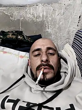 Snapshot of fire_menxxx001 chatting on February 25, 8:36 am fire menxxx001 online show from February 25, 8:36 am