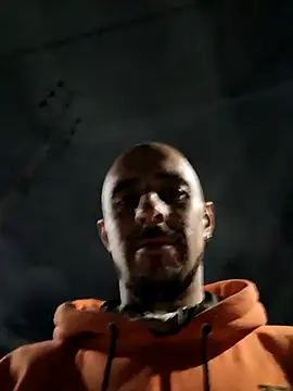 Snapshot of fire_menxxx001 chatting on February 18, 7:49 am fire menxxx001 online show from February 18, 7:49 am