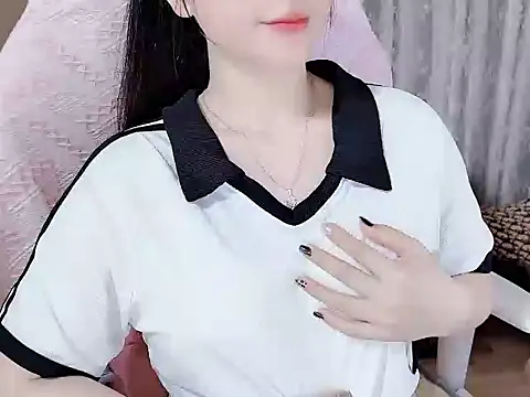 Snapshot of _Lygn__ chatting on September 29, 12:55 pm Lygn online show from September 29, 12:55 pm
