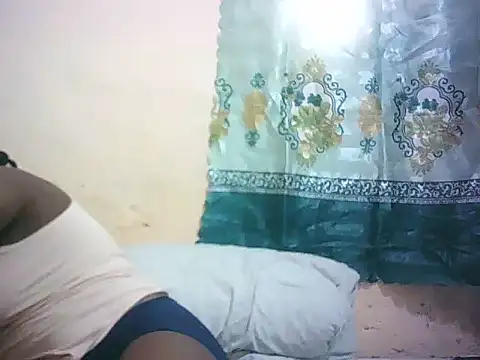 ebony valleria online show from April 19, 1:23 pm