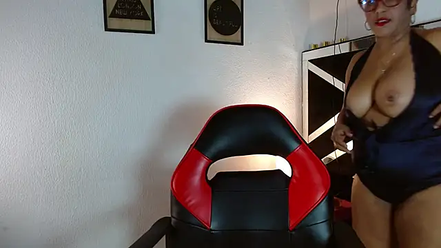 elizabeth mature23 online show from October 25, 5:13 pm