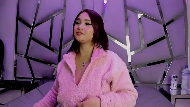 Catherinee69 x online show from April 10, 4:08 am