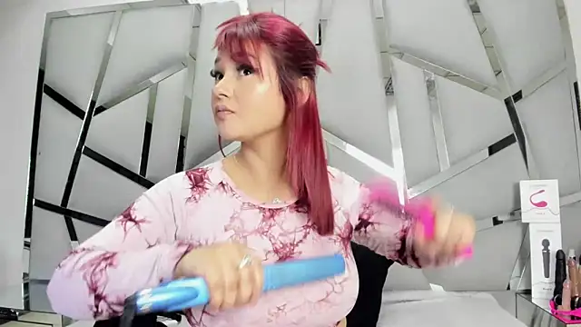 Catherinee69 x online show from February 25, 4:01 am