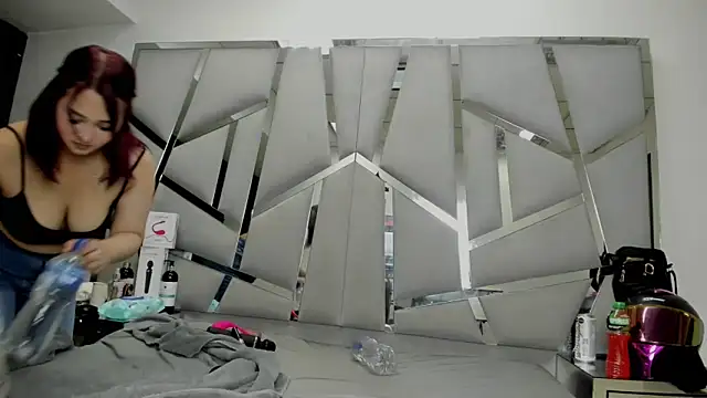 Catherinee69 x online show from April 15, 3:12 am