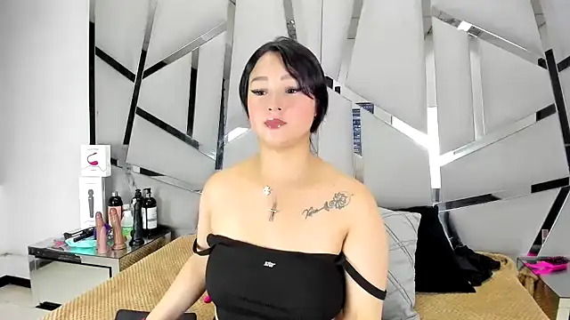 Catherinee69 x online show from May 30, 3:57 am