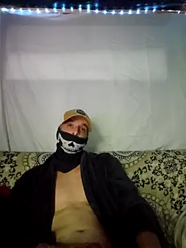 Snapshot of Cadillacninja chatting on October 30, 8:23 am Cadillacninja online show from October 30, 8:23 am