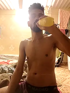 Snapshot of saggy1218 chatting on November 2, 9:20 pm saggy1218 online show from November 2, 9:20 pm