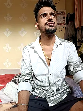 saggy1218 online show from February 5, 9:38 am