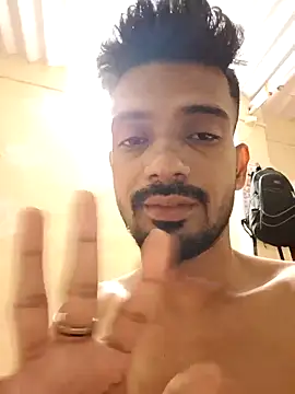 saggy1218 online show from December 18, 11:30 pm