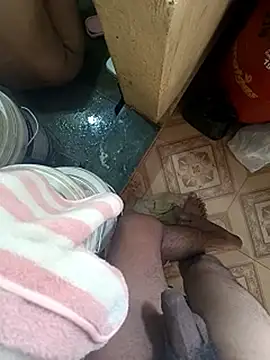 saggy1218 online show from March 22, 10:06 am