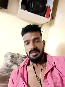 Snapshot of saggy1218 chatting on November 3, 9:35 am saggy1218 online show from November 3, 9:35 am