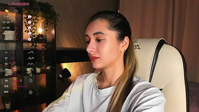 Snapshot of DarlaLike chatting on November 14, 3:43 am DarlaLike online show from November 14, 3:43 am