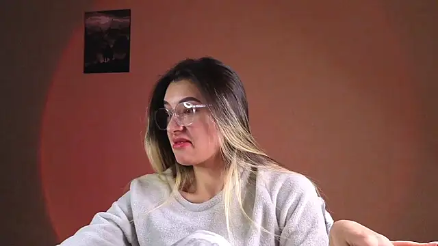 DarlaLike online show from February 16, 4:00 am