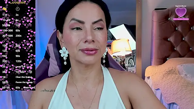 Snapshot of veronika_naughty chatting on October 11, 2:40 pm veronika naughty online show from October 11, 2:40 pm