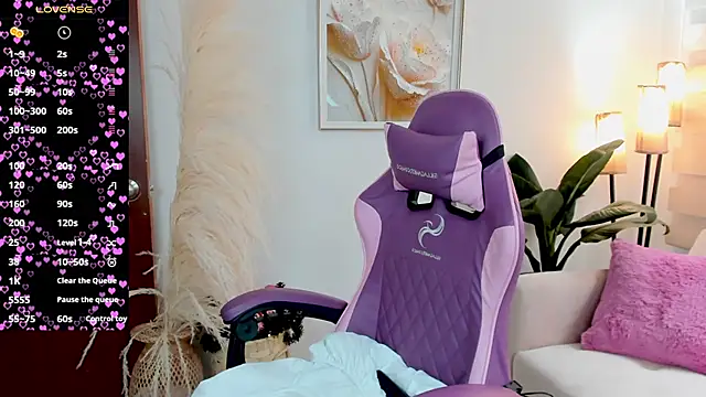 veronika naughty online show from November 20, 3:02 pm