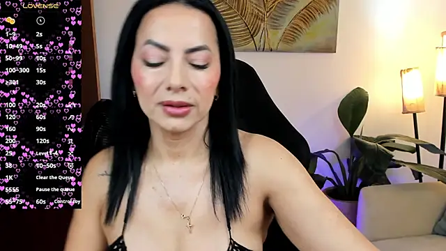 veronika naughty online show from May 12, 1:50 pm